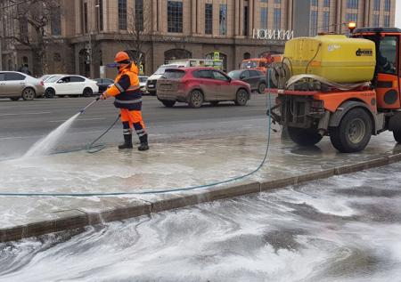 Фасады всех жилых домов в Москве впервые помоют с шампунем