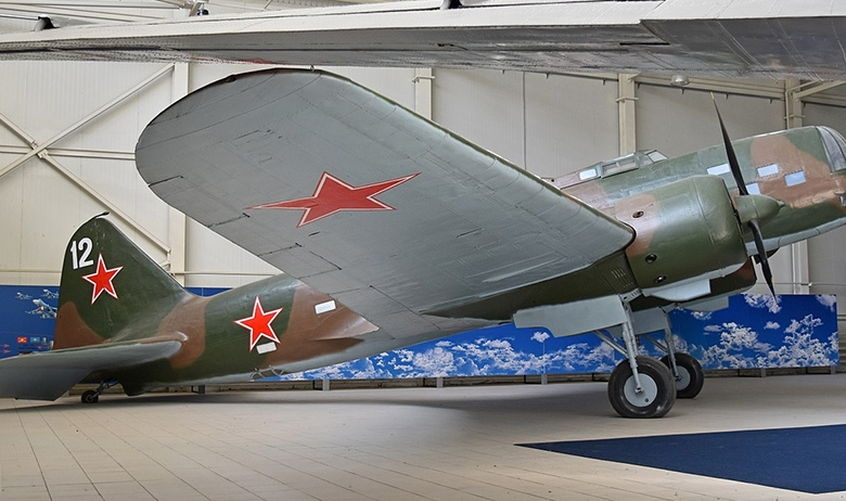 Дальний бомбардировщик ДБ-3