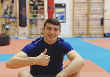 Боксёр Агрба соблюдал эпидемиологические нормы при подготовке к бою