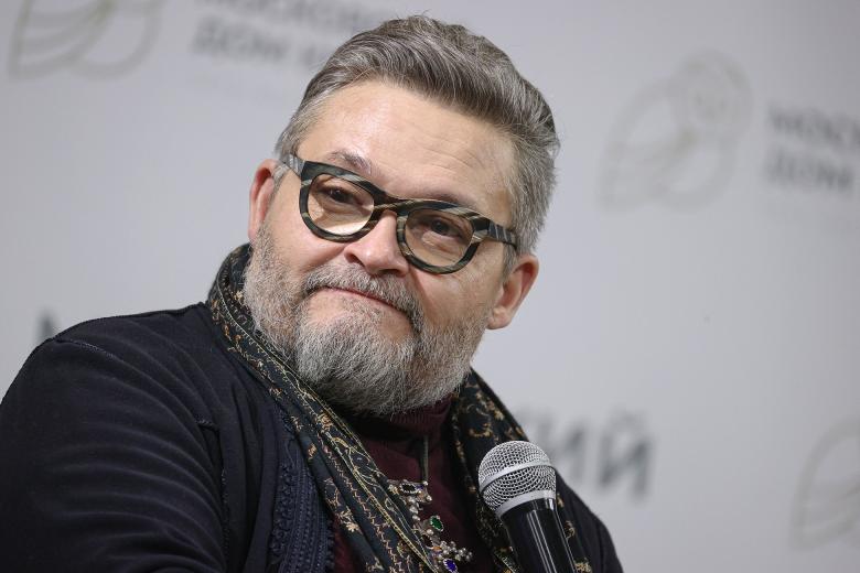 Александр Васильев