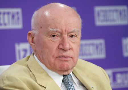 «Чтобы руки не дрожали на операции»: Лео Бокерия рассказал, как бросил пить