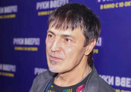 «Посадят аферистов»: Потехин о споре про права на песни «Руки Вверх!»