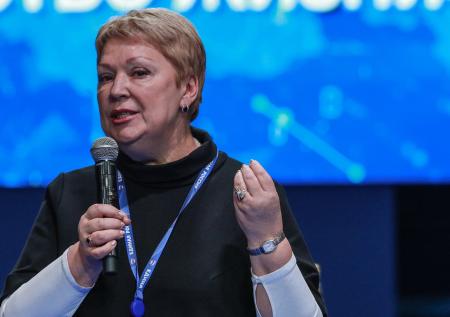 Министр просвещения заявила о нехватке учителей родного языка в регионах