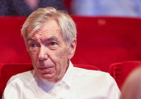 Телеведущий Николаев рассказал, как себя чувствует после слухов о COVID-19