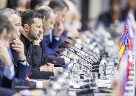 Стало известно, сколько стран поддержали итоговую декларацию по Украине