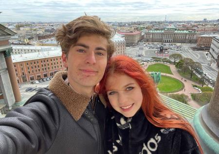 Трусова и Кондратюк показали фото с совместного отпуска в Санкт-Петербурге