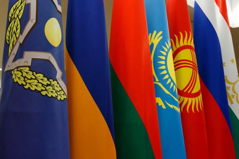 Флаги государств, входящих в Организацию Договора о коллективной безопасности (ОДКБ)