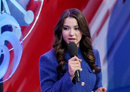 Фигуристка Валиева освоит новую профессию