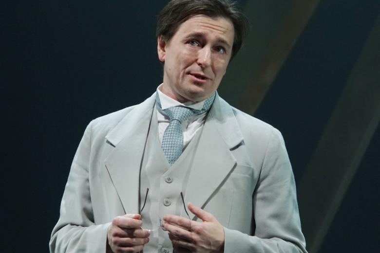 Сергей Безруков