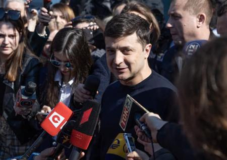 Названы ведущие и формат дебатов Порошенко и Зеленского