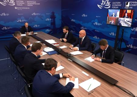 Путин обсудил с главой Приморья ряд вопросов