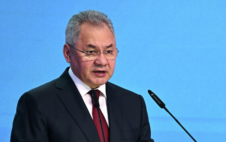 Министр обороны РФ Сергей Шойгу выступает на XI Московской конференции по международной безопасности