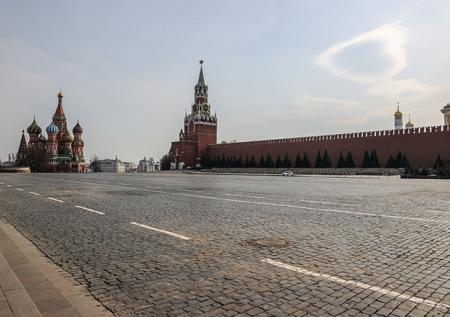 Юристы рассказали про нюансы в указе Путина о майских праздниках
