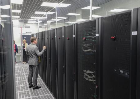 Иностранные IT-компании обяжут открывать представительства в РФ