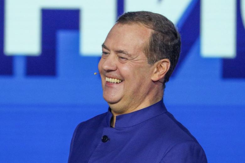 Дмитрий Медведев