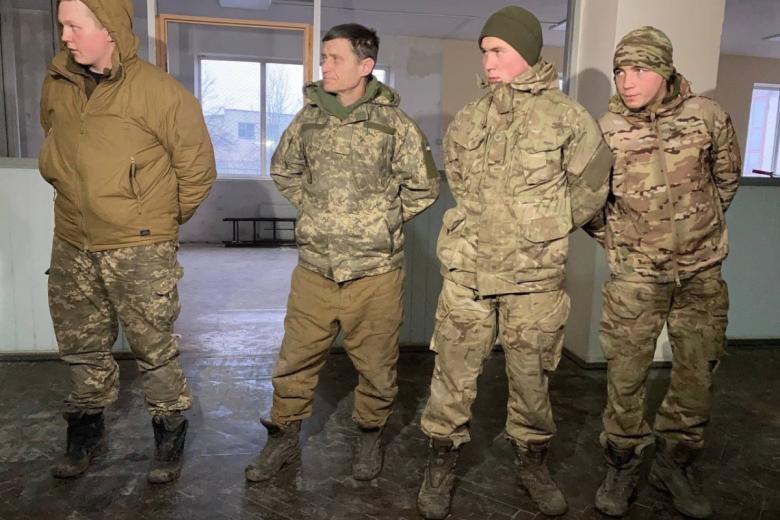 Сдавшиеся бойцы Нацгвардии Украины