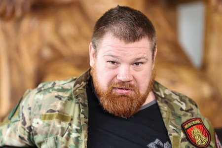 Психушка, проститутки, три тюремных срока, СВО: как живет боец MMA Дацик