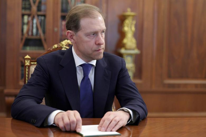 Денис Мантуров