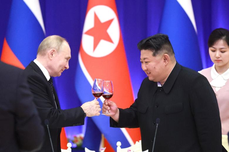  Владимир Путин и Ким Чен Ын
