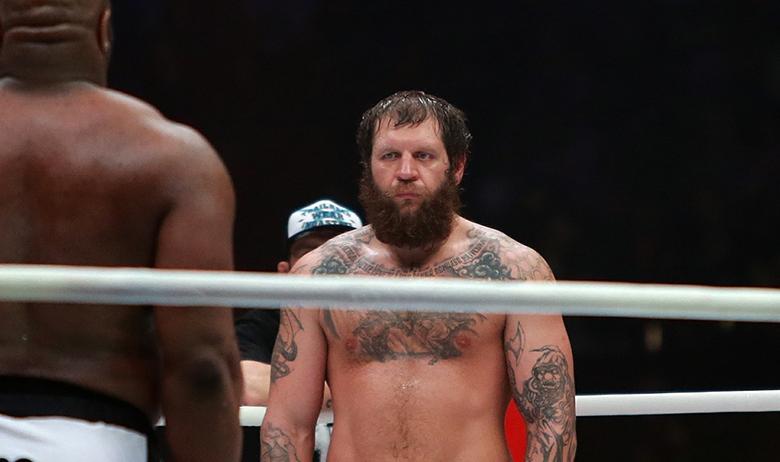Боец MMA Александр Емельяненко