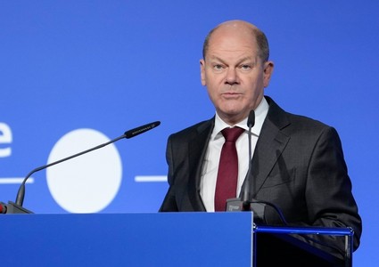 Шольц призвал Путина к дипломатическому решению конфликта на Украине