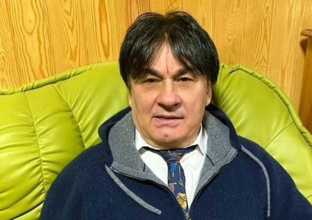 «Зеленский пойдёт до конца»: певец Серов призвал Путина не отдавать Донбасс