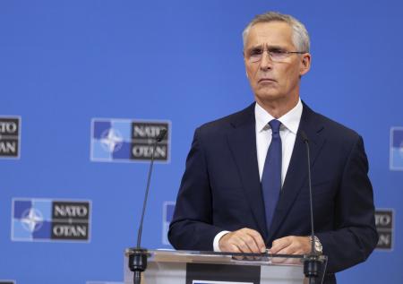 Столтенберг: нужно воспринимать всерьез риск применения РФ ядерного оружия