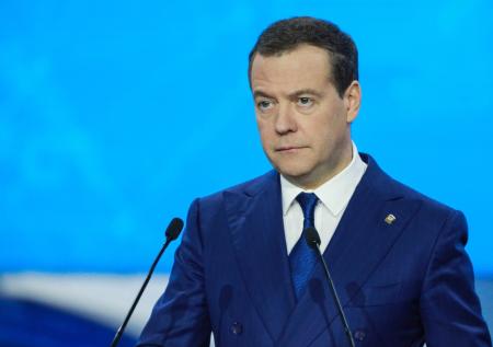 Песков не подтвердил факт переговоров Медведева с Волкером и Нуланд