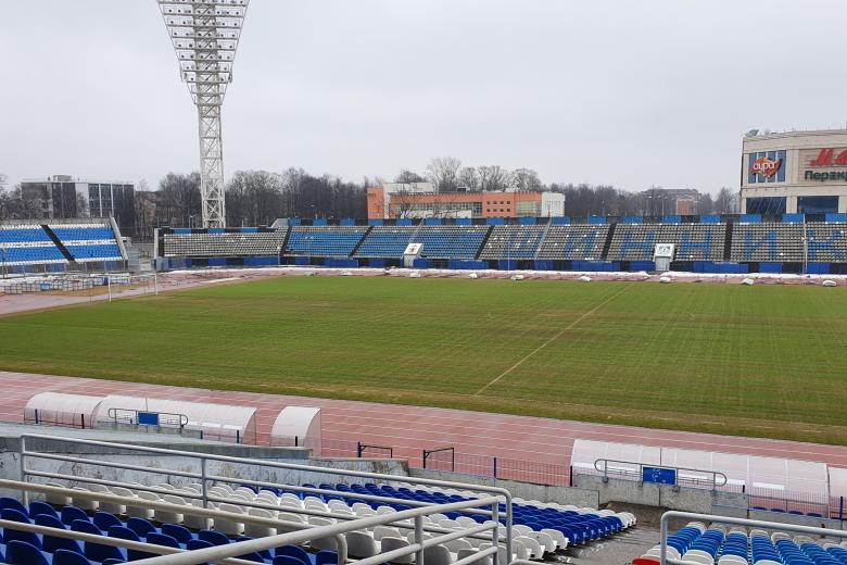 Стадион «Шинник»