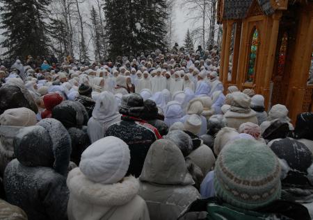 Сами Боги: как эволюционируют сектанты и в чём опасность