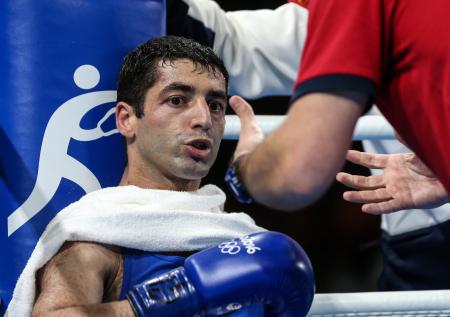 Алоян проведёт бой за титул временного чемпиона WBA