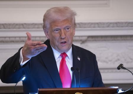 Бывший украинский министр рассказал, почему Трамп предпочитает Россию