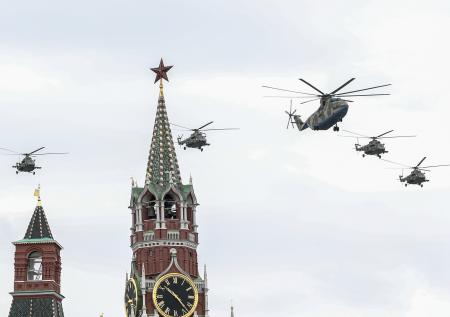 День Победы в изоляции: как Россия отметила 9 Мая