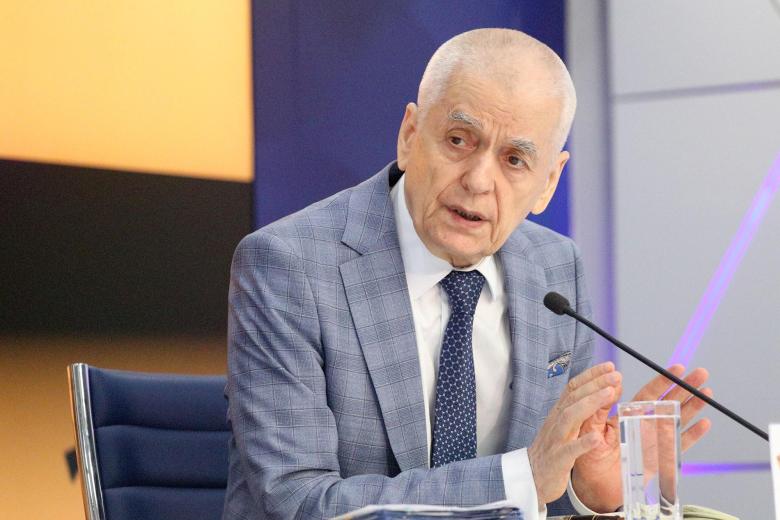 Геннадий Онищенко
