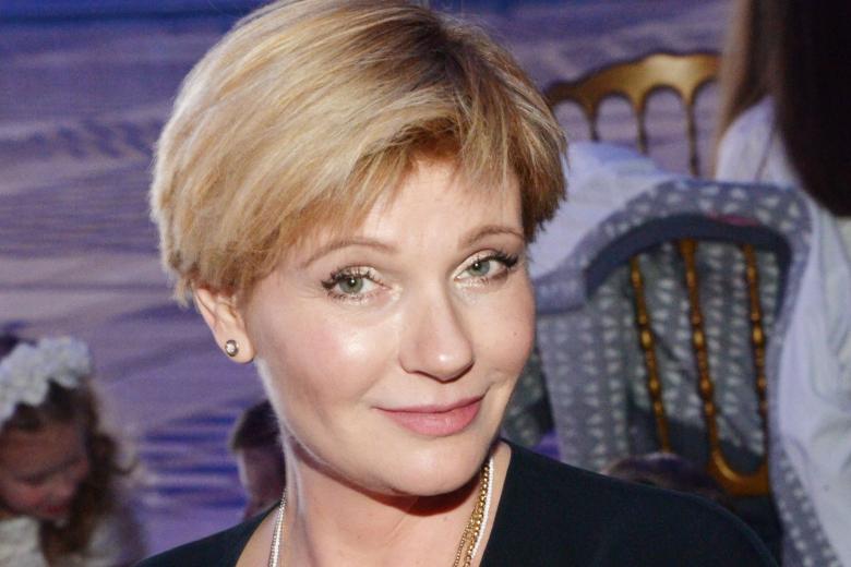Анна Ардова