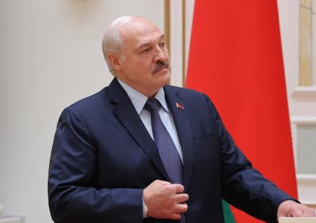 Политолог заявил о скрытом дотировании белорусской экономики