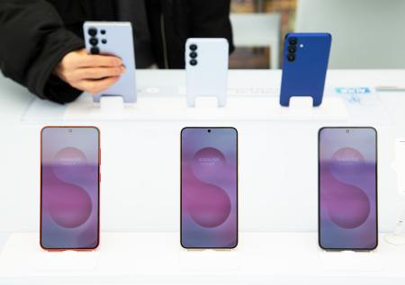 Россиянам объяснили, почему не надо покупать новые Samsung на маркетплейсах