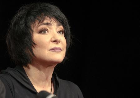 Лолита назвала говном московских коммунальщиков