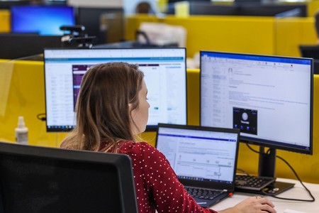 Финэксперт оценил идею сокращенного рабочего дня для женщин