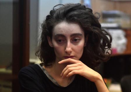 Суд разрешил прогулки журналистке DOXA Алле Гутниковой 