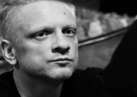 «Ты следующий»: Игорь Стам прочитал пророческую прозу у гроба Шаляпина