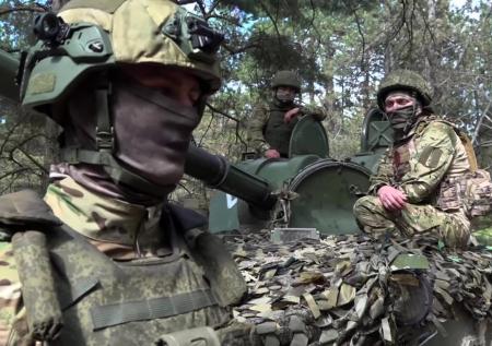 Танки новым приемом разбили опорный пункт ВСУ: новости СВО на утро 3 июля