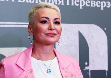 Выступления Кати Лель подешевели в четыре раза