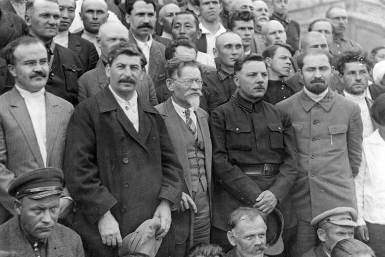 Иосиф Сталин на XVI съезде Коммунистической партии, июль 1930 года