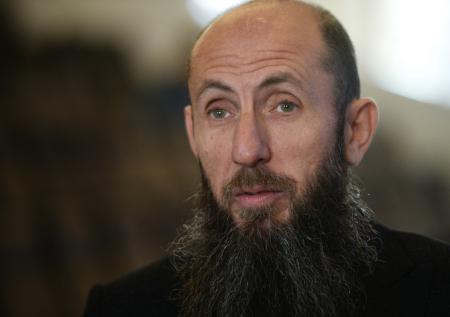 «Странная история»: Кехман высказался о горящих лампадах и мощах во МХАТе