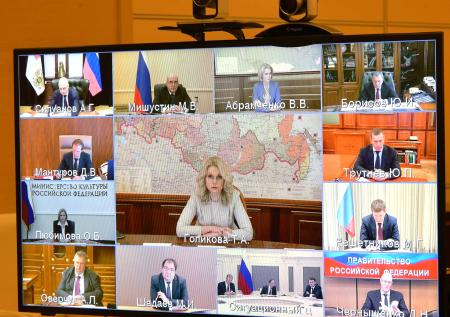 Голикова назвала условия для продления мер социального дистанцирования