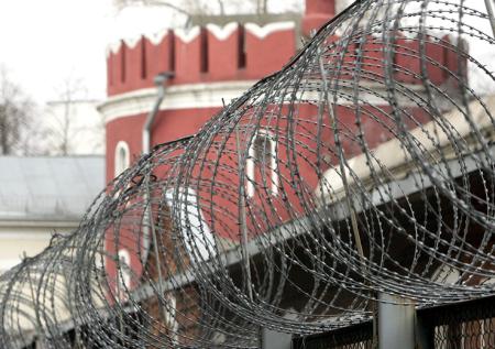Суд арестовал напавшего с ножом на редакцию газеты в Ставрополе