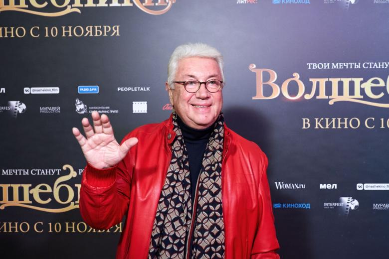 Советский и российский артист эстрады Владимир Винокур на премьере фильма «Волшебники» в кинотеатре «Каро 11 Октябрь»