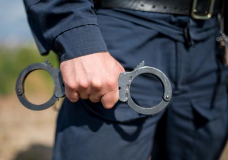 На Алтае арестовали директора региональной структуры «Россети» за взятки