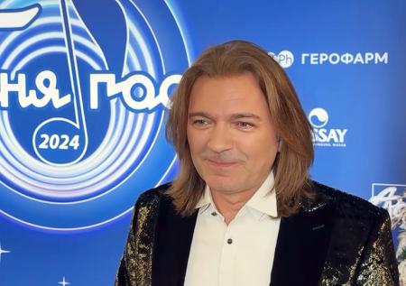 «В Новый год что-то нужно показывать»: Маликов о «голубых огоньках»